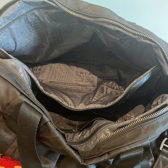 Rare Lululemon workout, yoga or travel bag. - Picture 9 of 13